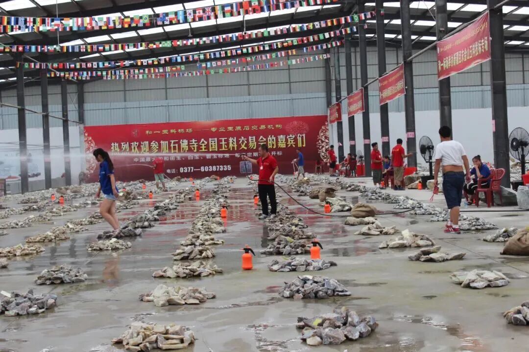 镇平：一块玉撬动千亿级产业集群-中国珠宝玉石首饰行业协会