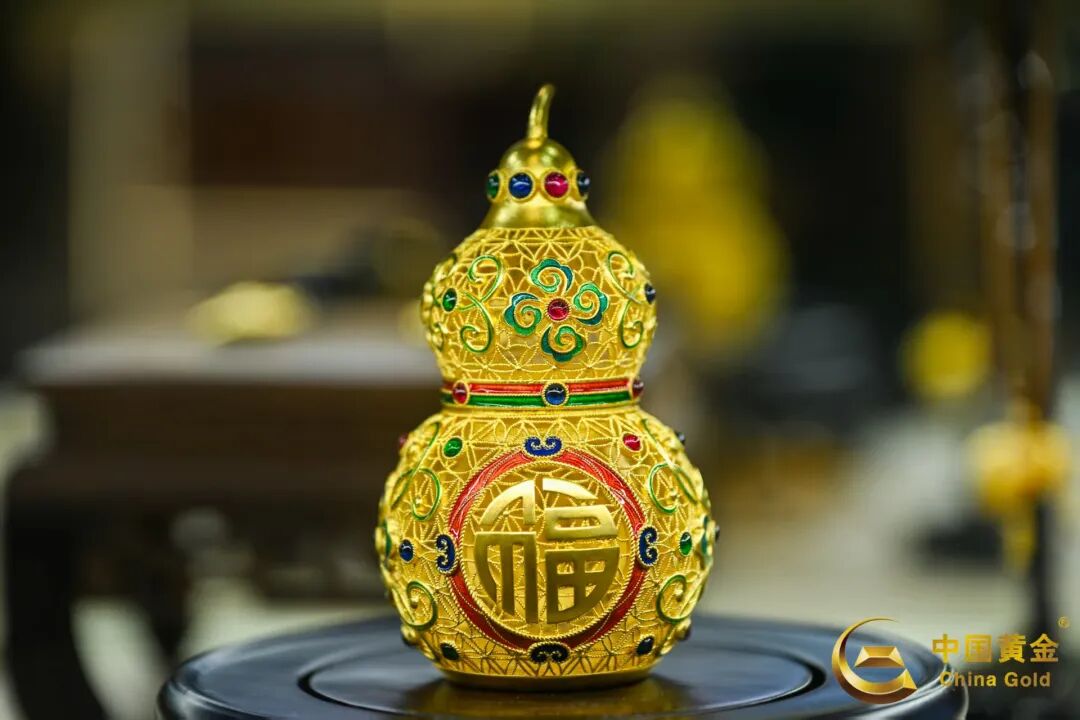 中国骨董　碧玉杯（貴石）中国国家主席贈答品 以文化为媒，迈向世界舞台——中国黄金亮相第四届高品会-中国珠宝